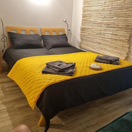 Ultracentral Garage Studio Бистрица Экстерьер фото